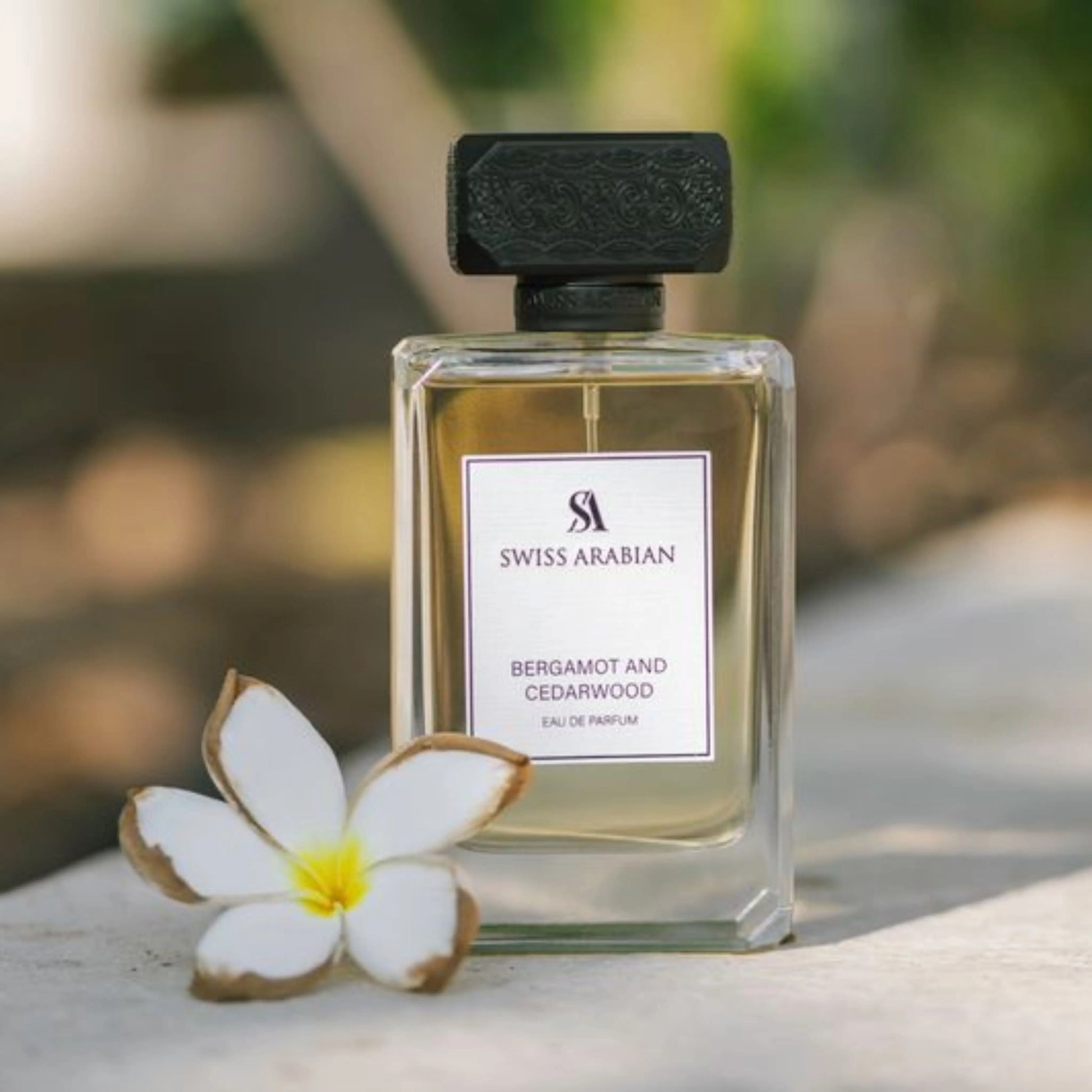 Swiss Arabian Bergamot And Cedarwood Eau De Parfum For Men - 100 ML - detail view